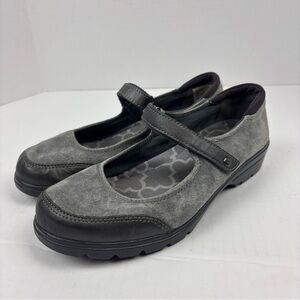 Skechers Women’s Size 7.5 Shoes Metronome Mary Jane Gray Black Flats Memory Foam